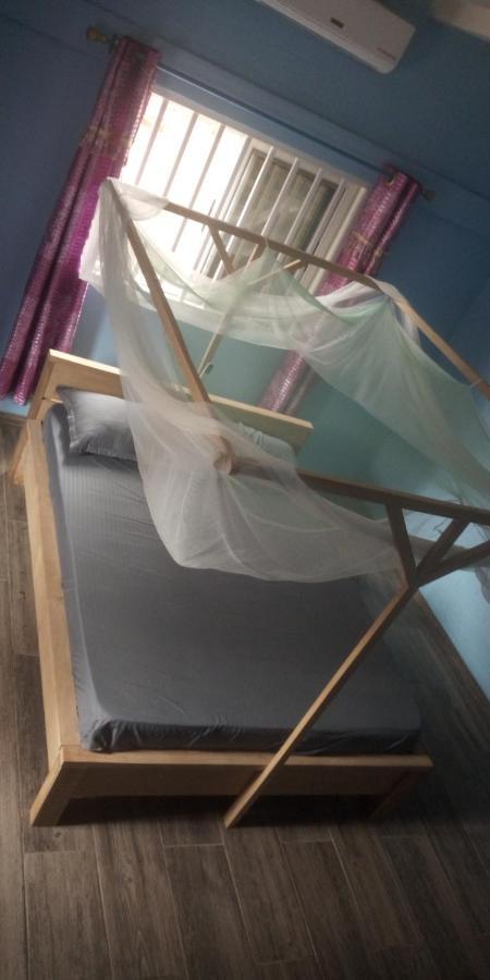 Maison Charlotte Forever Chambre D'Hotes Chez Un Couple Belgo Togolais Λομέ Εξωτερικό φωτογραφία
